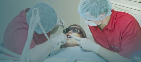 Лечение кариеса между зубами
